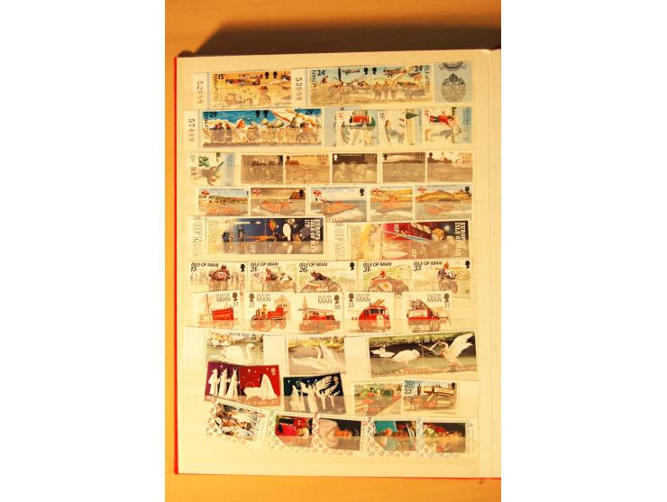 1958/92, postfrische Sammlung Guernsey, Jersey und Isle of Man im Einsteckbuch (Mi. ca. 1.140,-)