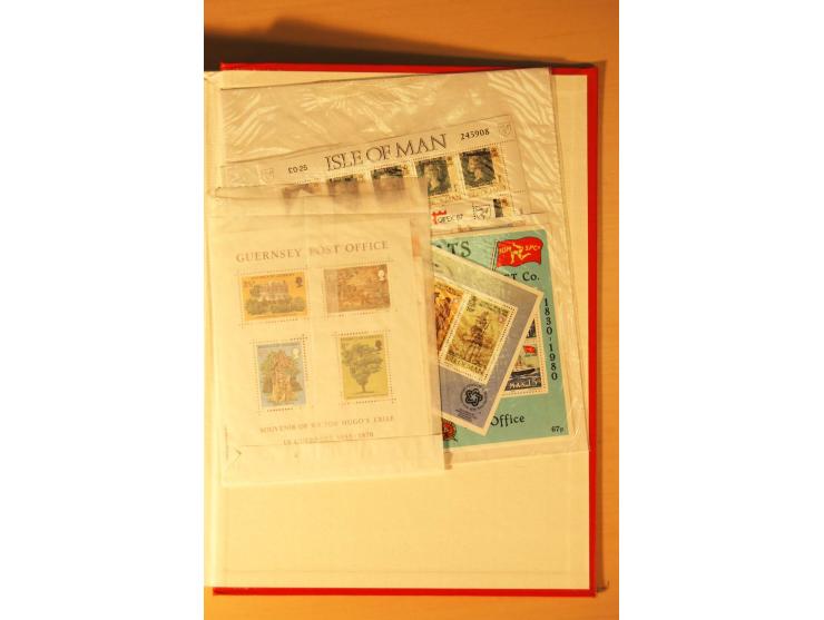 1958/92, postfrische Sammlung Guernsey, Jersey und Isle of Man im Einsteckbuch (Mi. ca. 1.140,-)