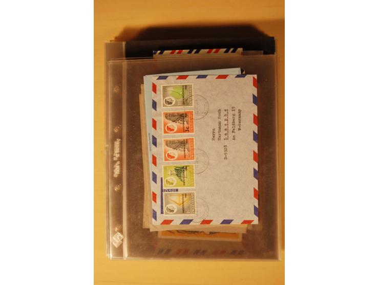 1890/1982 (ca.), 95 Briefe, Karten und Ganzsachen, dabei Reco, Luftpost etc.