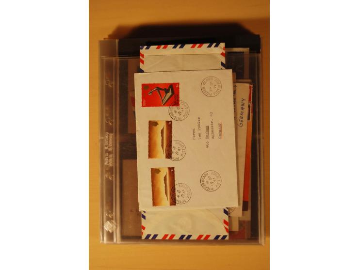 1890/1982 (ca.), 95 Briefe, Karten und Ganzsachen, dabei Reco, Luftpost etc.
