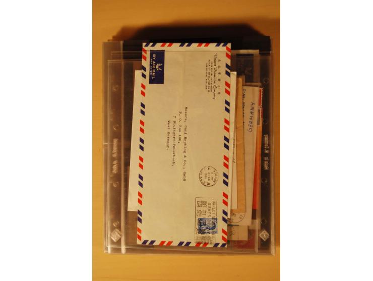 1890/1982 (ca.), 95 Briefe, Karten und Ganzsachen, dabei Reco, Luftpost etc.