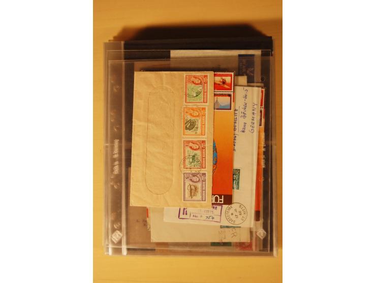 1890/1982 (ca.), 95 Briefe, Karten und Ganzsachen, dabei Reco, Luftpost etc.