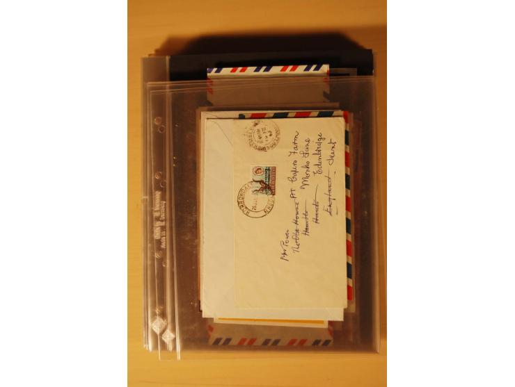 1890/1982 (ca.), 95 Briefe, Karten und Ganzsachen, dabei Reco, Luftpost etc.