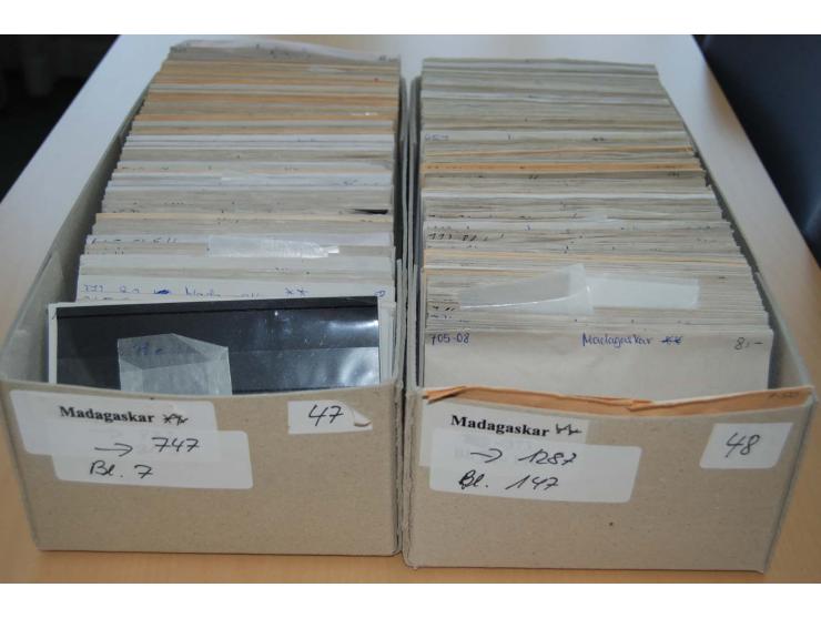 1935/2007, postfrischer Bestand mit Blocks und Kleinbogen, ungezähnten und geschnittenen Ausgaben etc.