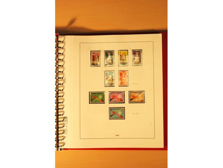 1957/72, postfrische Sammlung mit geschnittenen Parallelausgaben, Geldbriefmarken etc.