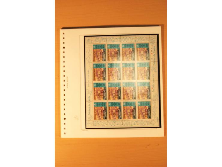 1952/2007, postfrische, etwas gestempelte Sammlung, dabei Lokalausgabe 1946 1P im kpl. Bogen, Briefe ab 1934, Zwischenstegpaa