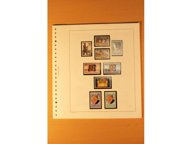 1952/2007, postfrische, etwas gestempelte Sammlung, dabei Lokalausgabe 1946 1P im kpl. Bogen, Briefe ab 1934, Zwischenstegpaa