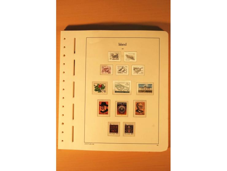 1876/1998, postfrische, ungebrauchte und gestempelte Sammlung mit guten Ausgaben im Leuchtturm-Album