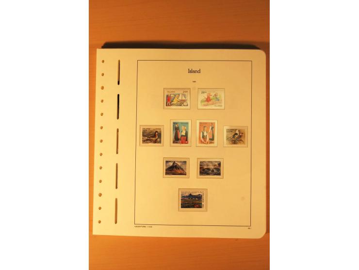 1876/1998, postfrische, ungebrauchte und gestempelte Sammlung mit guten Ausgaben im Leuchtturm-Album