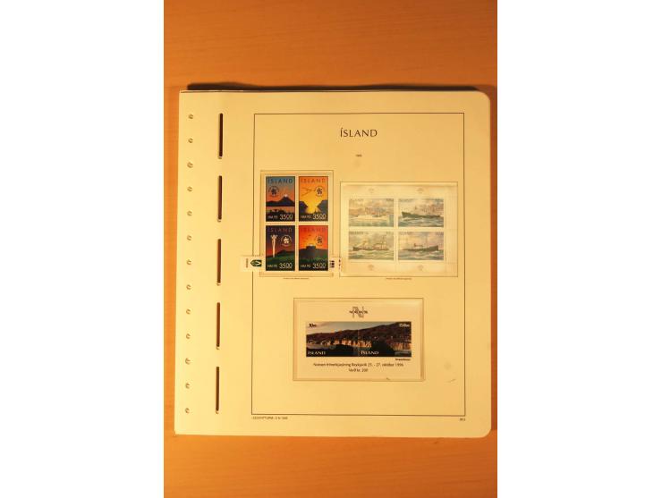 1876/1998, postfrische, ungebrauchte und gestempelte Sammlung mit guten Ausgaben im Leuchtturm-Album
