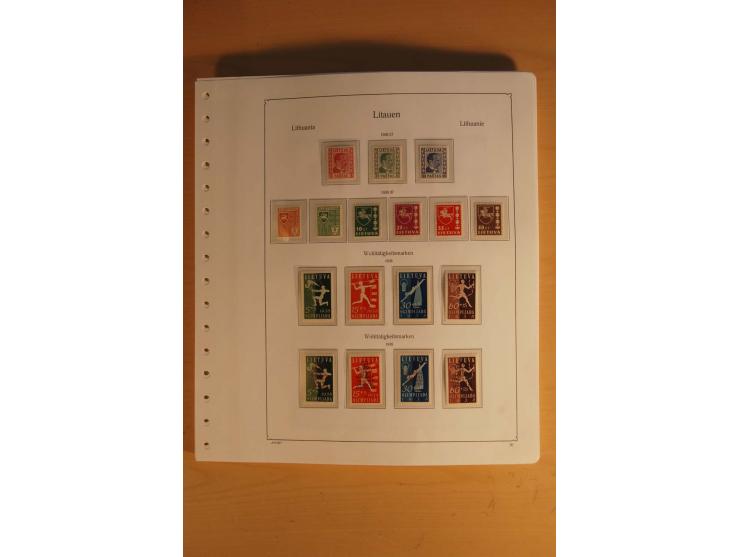 1918/2000, ungebrauchte und postfrische Sammlung, in den Hauptnummern augenscheinlich weit überkomplett mit vielen ungezähnte