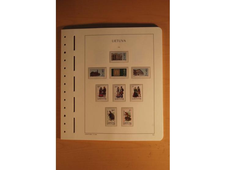 1918/2000, ungebrauchte und postfrische Sammlung, in den Hauptnummern augenscheinlich weit überkomplett mit vielen ungezähnte