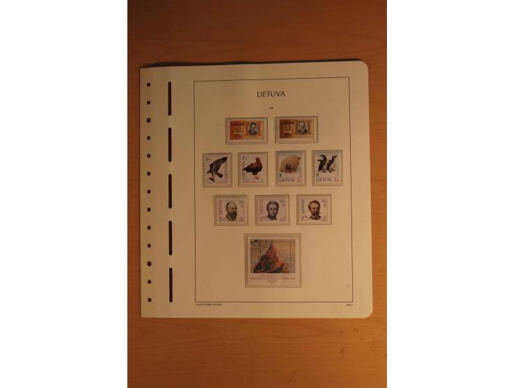 1918/2000, ungebrauchte und postfrische Sammlung, in den Hauptnummern augenscheinlich weit überkomplett mit vielen ungezähnte