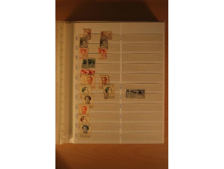 1859/1985, postfrischer, ungebrauchter und gestempelter Bestand mit besseren Ausgaben im Lagerbuch