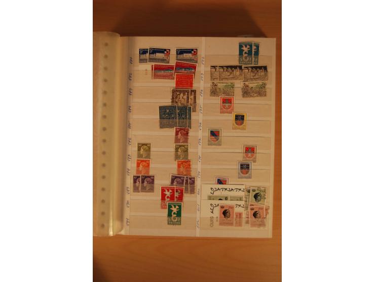 1859/1985, postfrischer, ungebrauchter und gestempelter Bestand mit besseren Ausgaben im Lagerbuch