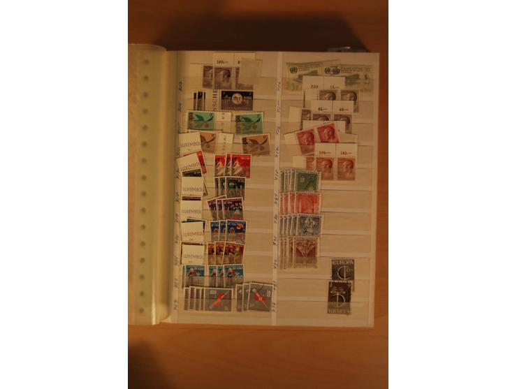 1859/1985, postfrischer, ungebrauchter und gestempelter Bestand mit besseren Ausgaben im Lagerbuch