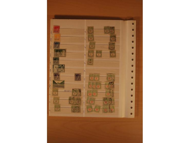 1859/1985, postfrischer, ungebrauchter und gestempelter Bestand mit besseren Ausgaben im Lagerbuch