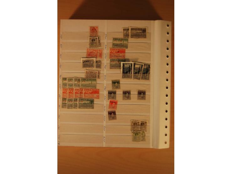 1859/1985, postfrischer, ungebrauchter und gestempelter Bestand mit besseren Ausgaben im Lagerbuch