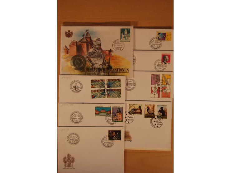 1871/2001 (ca.), postfrische und gestempelte Zusammenstellung, meist ab ca. 1960 mit gestempeltem Kleinbogen Mi.-Nr. 121I, ei