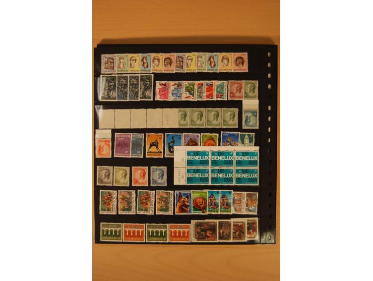 1871/2001 (ca.), postfrische und gestempelte Zusammenstellung, meist ab ca. 1960 mit gestempeltem Kleinbogen Mi.-Nr. 121I, ei