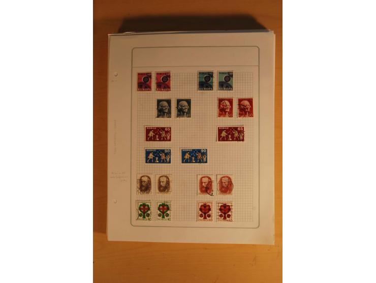 1855/1999, gestempelte Sammlung mit Doubletten auf selbstgestalteten Blättern in 2 Alben