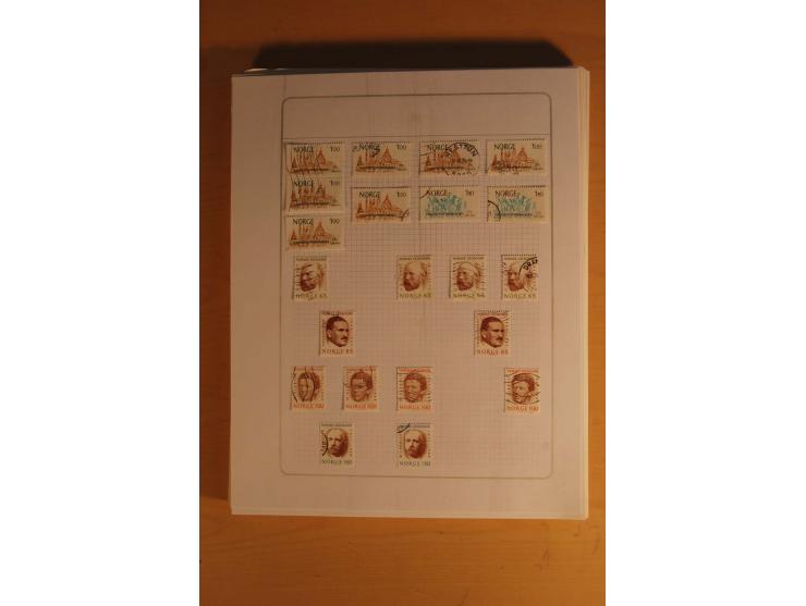 1855/1999, gestempelte Sammlung mit Doubletten auf selbstgestalteten Blättern in 2 Alben