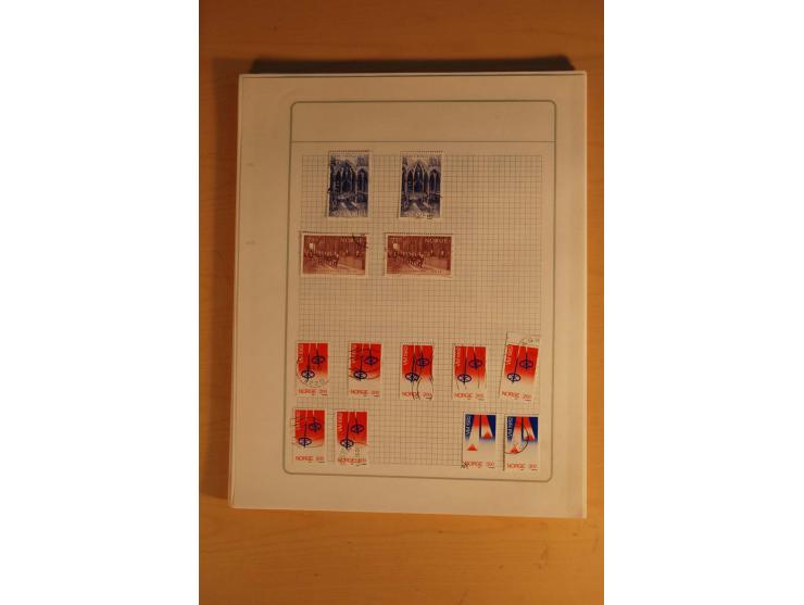 1855/1999, gestempelte Sammlung mit Doubletten auf selbstgestalteten Blättern in 2 Alben