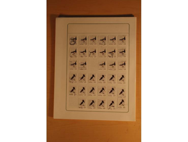 1855/1999, gestempelte Sammlung mit Doubletten auf selbstgestalteten Blättern in 2 Alben