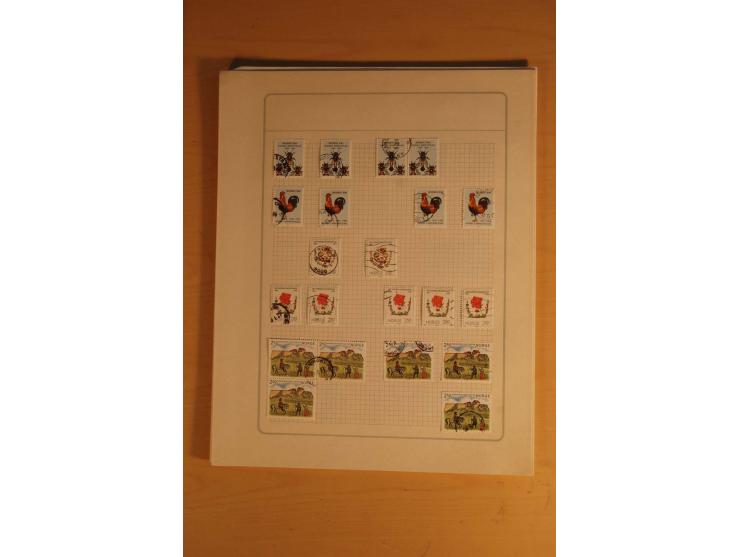 1855/1999, gestempelte Sammlung mit Doubletten auf selbstgestalteten Blättern in 2 Alben