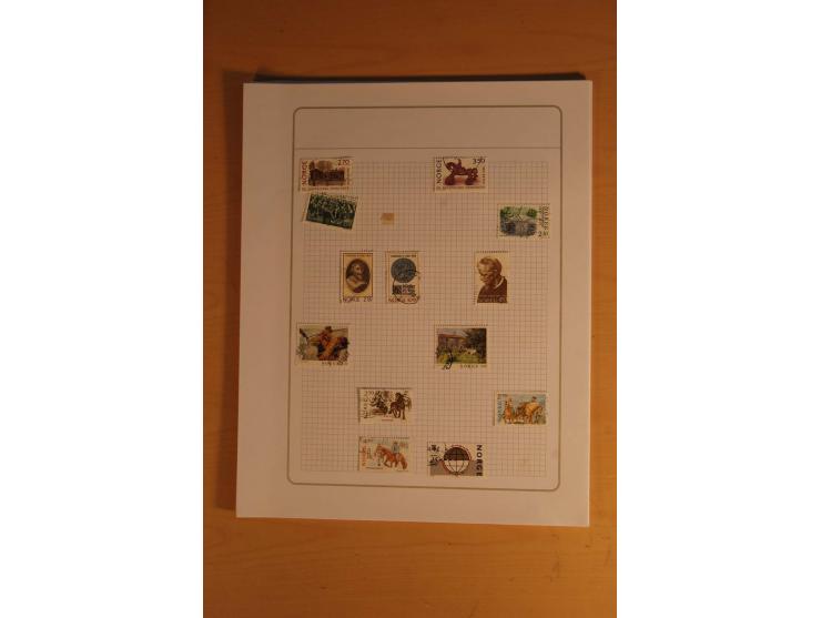 1855/1999, gestempelte Sammlung mit Doubletten auf selbstgestalteten Blättern in 2 Alben