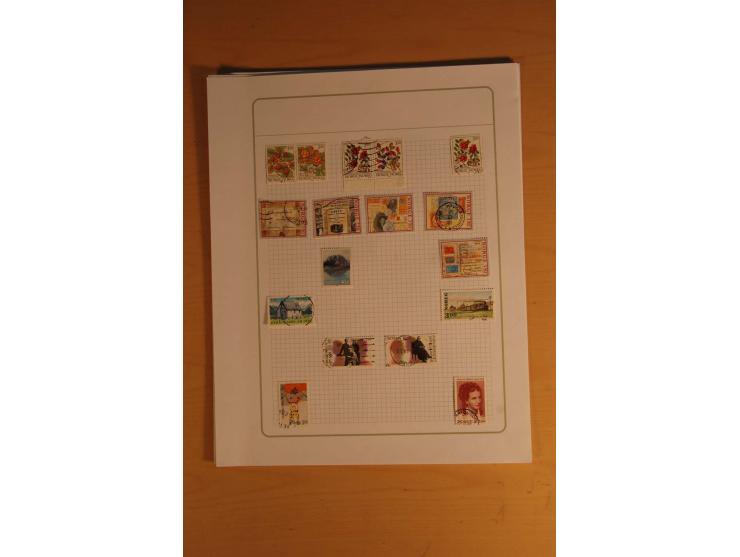 1855/1999, gestempelte Sammlung mit Doubletten auf selbstgestalteten Blättern in 2 Alben