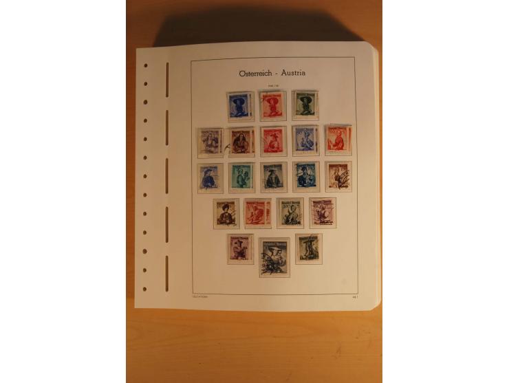 1850/2003, postfrische, ungebrauchte und gestempelte Sammlung mit WIPA-Block, Dollfuß und Renner-Kleinbogen in 4 Alben