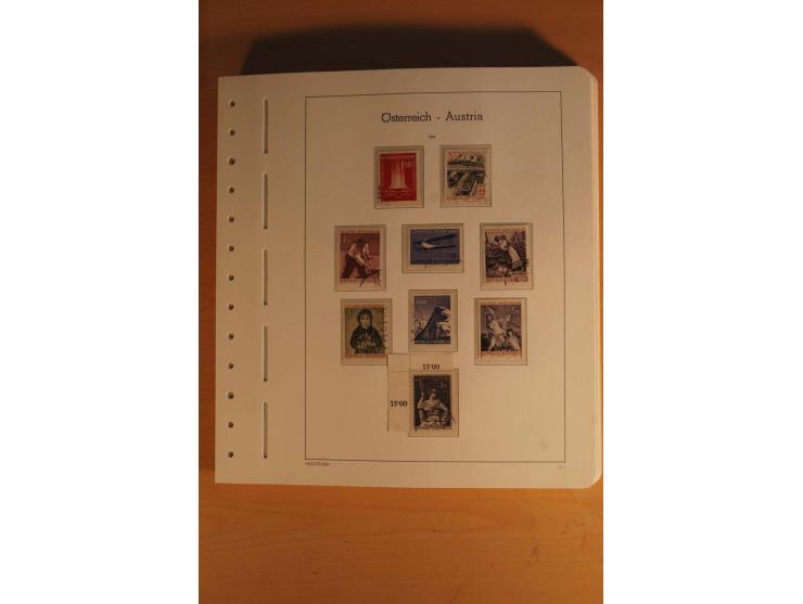 1850/2003, postfrische, ungebrauchte und gestempelte Sammlung mit WIPA-Block, Dollfuß und Renner-Kleinbogen in 4 Alben