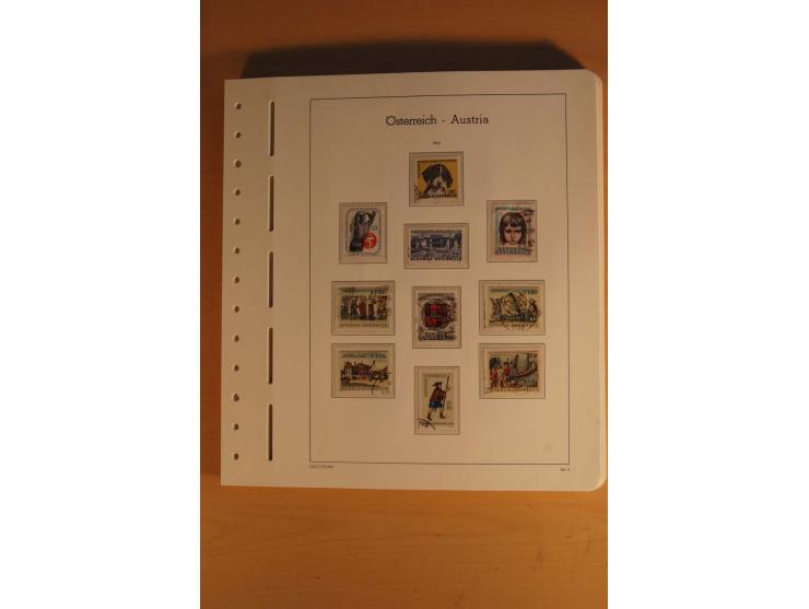 1850/2003, postfrische, ungebrauchte und gestempelte Sammlung mit WIPA-Block, Dollfuß und Renner-Kleinbogen in 4 Alben