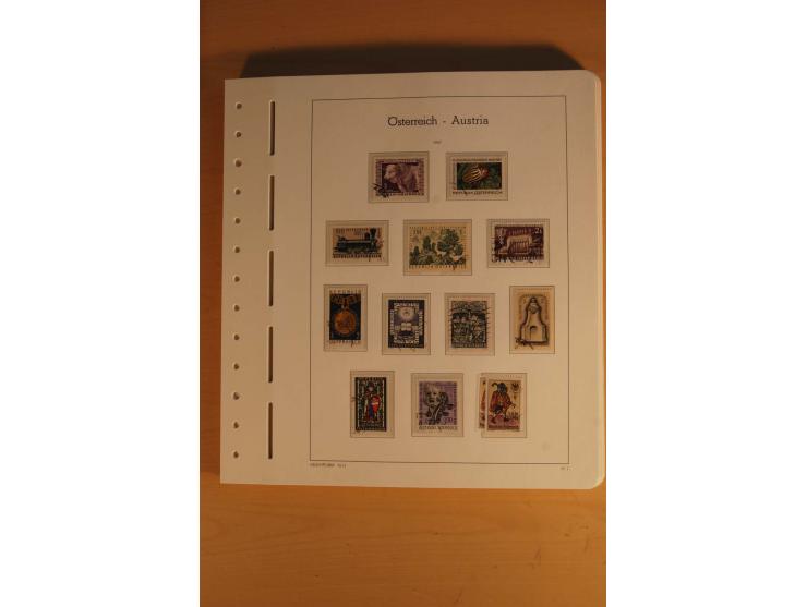 1850/2003, postfrische, ungebrauchte und gestempelte Sammlung mit WIPA-Block, Dollfuß und Renner-Kleinbogen in 4 Alben