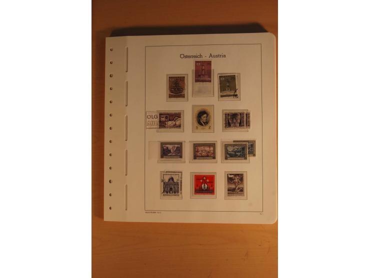 1850/2003, postfrische, ungebrauchte und gestempelte Sammlung mit WIPA-Block, Dollfuß und Renner-Kleinbogen in 4 Alben