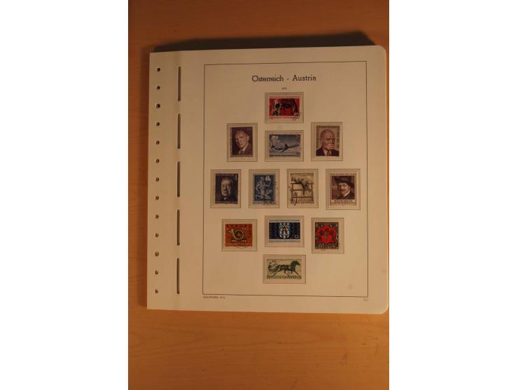 1850/2003, postfrische, ungebrauchte und gestempelte Sammlung mit WIPA-Block, Dollfuß und Renner-Kleinbogen in 4 Alben