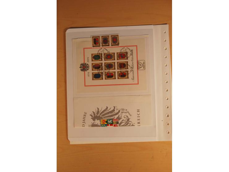 1850/2003, postfrische, ungebrauchte und gestempelte Sammlung mit WIPA-Block, Dollfuß und Renner-Kleinbogen in 4 Alben