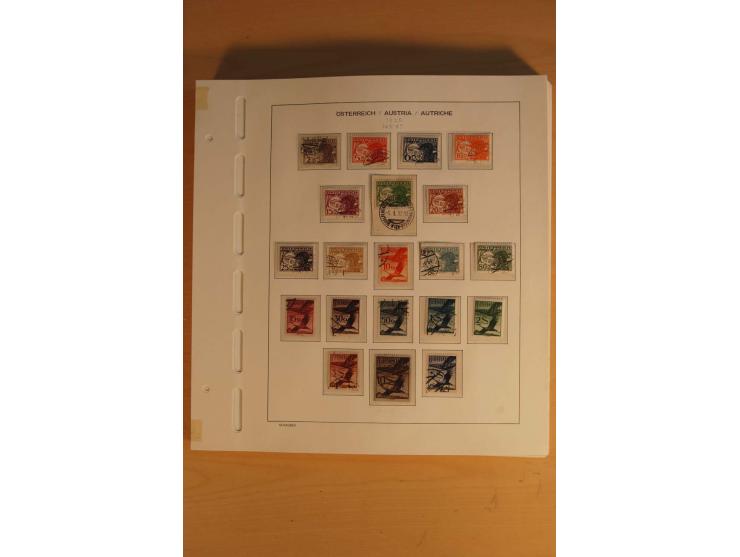 1850/1959, gestempelte Sammlung mit besseren Ausgaben und Porto im Album