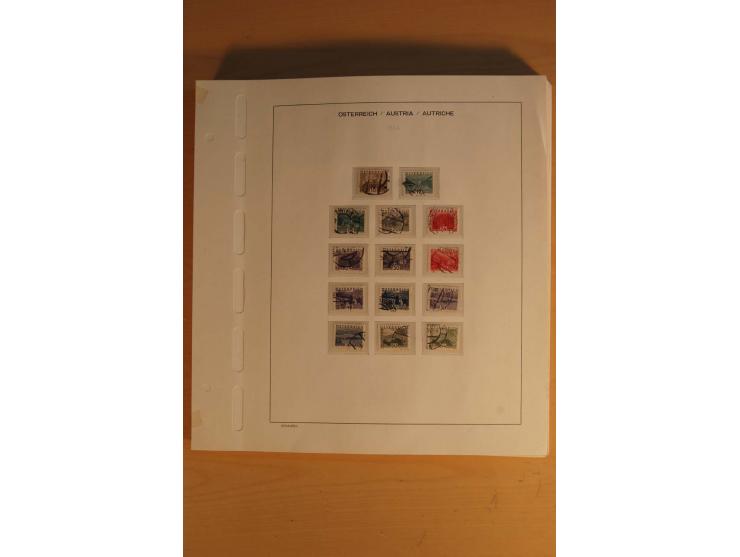 1850/1959, gestempelte Sammlung mit besseren Ausgaben und Porto im Album