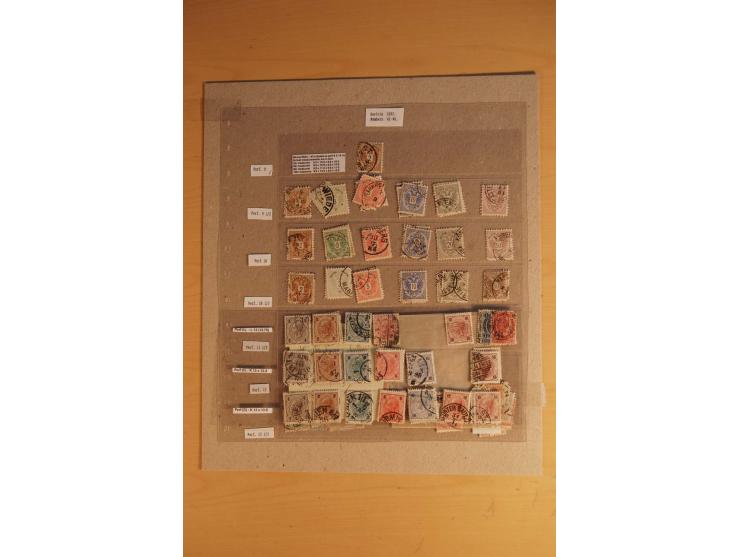 1858/90, ungebrauchte und gestempelte Partie mit u.a. Mi.-Nr. 10IIc (2), 11 (11), 12 (5), 16 auf Zeitungsteil, 17a, b, 23 (2)