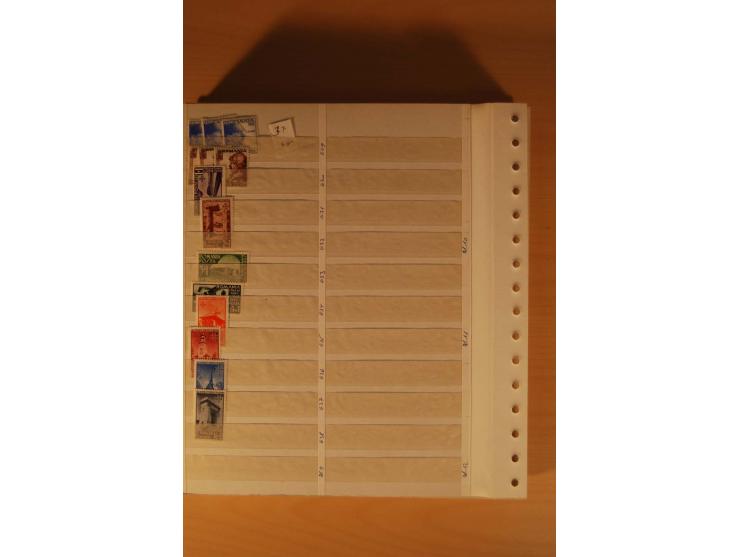 1866/1942, postfrischer, ungebrauchter und gestempelter Bestand mit guten Ausgaben im Lagerbuch, hoher Katalogwert