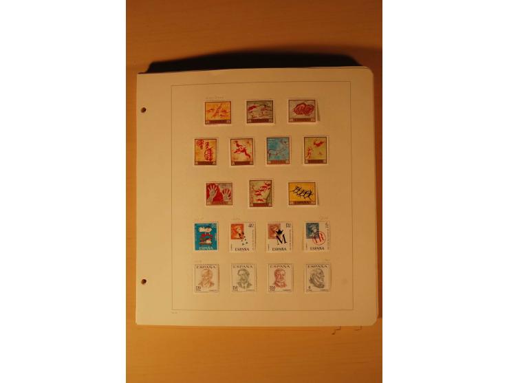 1926/88, ungebrauchte und gestempelte Sammlung, dazu einige andere Länder