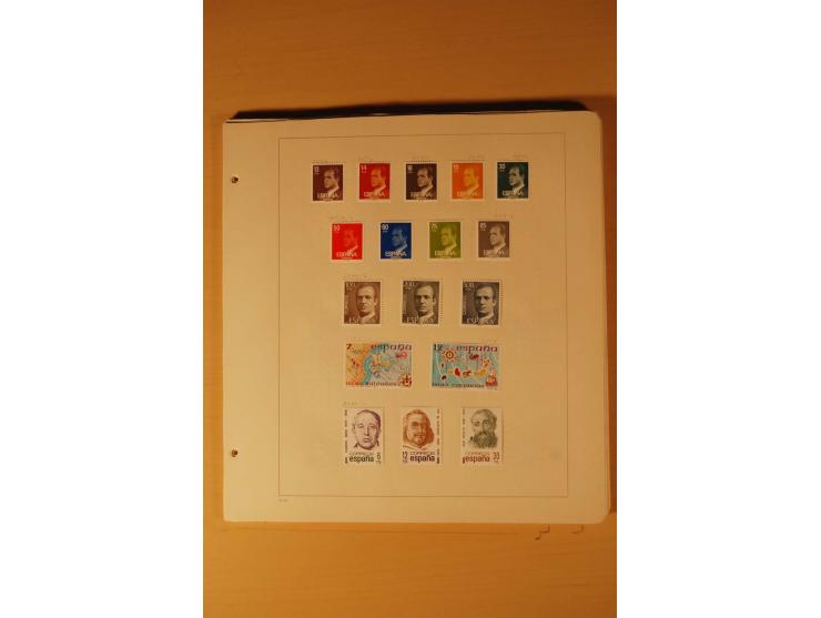 1926/88, ungebrauchte und gestempelte Sammlung, dazu einige andere Länder
