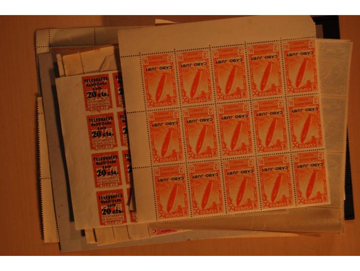 1938/52 (ca.), postfrischer kleiner Lagerbestand, meist gute Ausgaben und Blocks in größeren Mengen zwischen 20 und 100 Stück