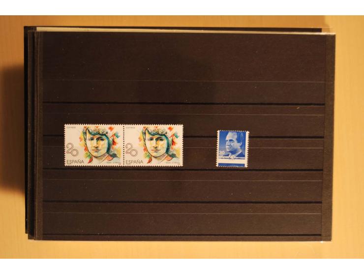 1981/89, postfrische Partie Abarten, vielfach mit Fotoattest Graus