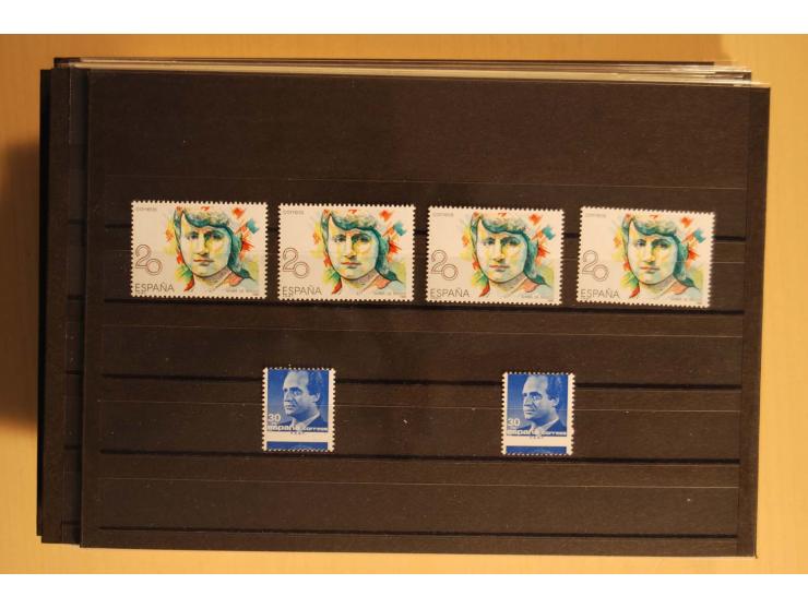 1981/89, postfrische Partie Abarten, vielfach mit Fotoattest Graus