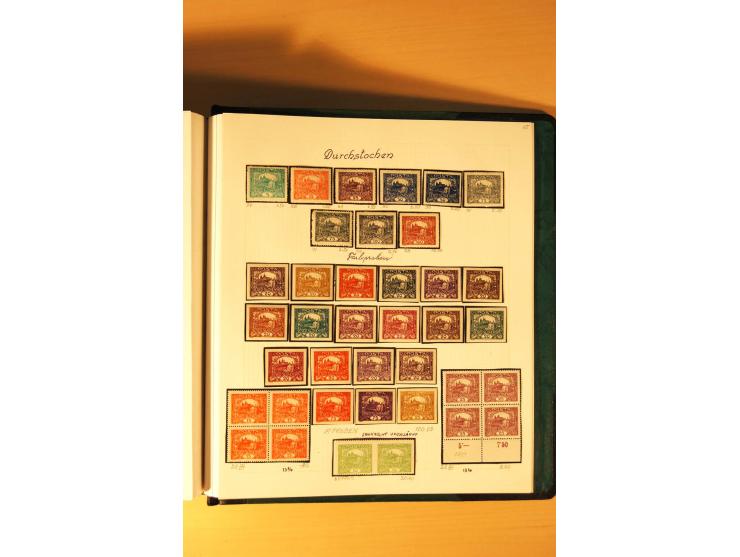 1918/19, Hradschin, ungebrauchte reichhaltige Sammlung, dabei Essay, Druckproben in schwarz, Farbproben, Makulaturdrucke, Auf