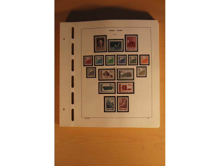 1949/83, postfrische Sammlung, bis Mi.-Nr. 1905 in den Hauptnummern kpl. mit allen guten Ausgaben einschließlich des Spitzens