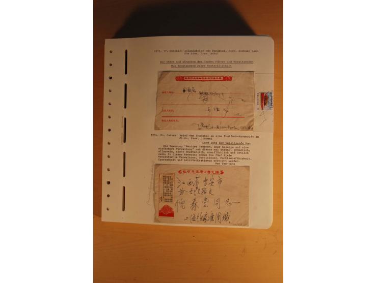 1963/76 (ca.), Sammlung mit rd. 170 Briefen, Formularen u.a. mit Mao-Zitaten, Liedern etc. aus der Zeit der Kulturrevolution;